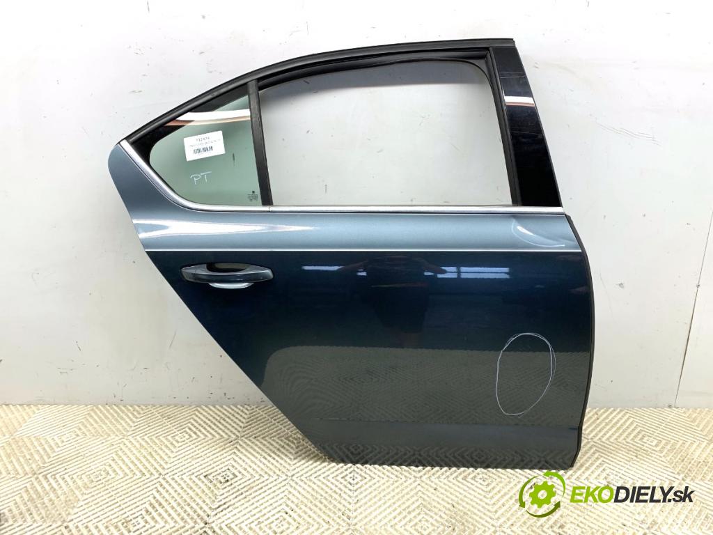 SKODA OCTAVIA III liftback 2019 85 kW 1.6 TDI 1598 Dvere pravy zad LF7Y: 