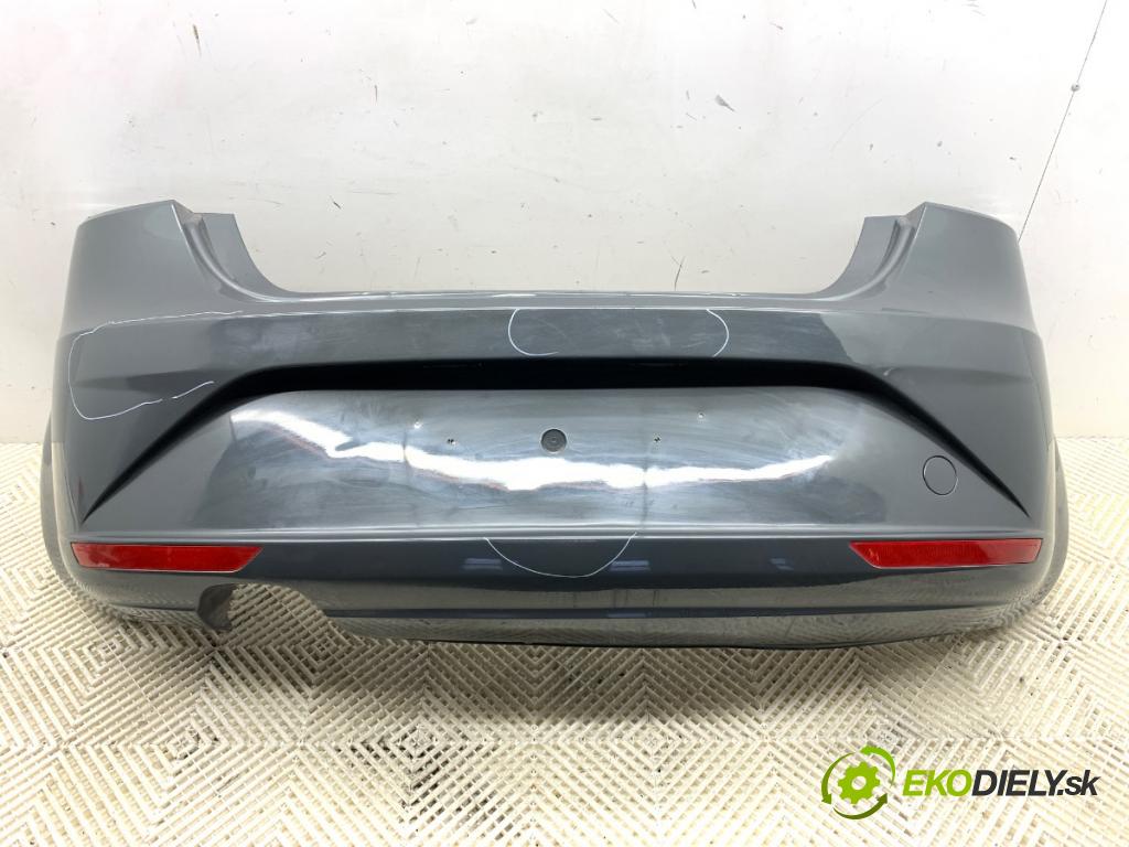 SEAT LEON II liftback 2009 66 kW 1.9 TDI 1896 nárazník zadní část  (Ostatné)