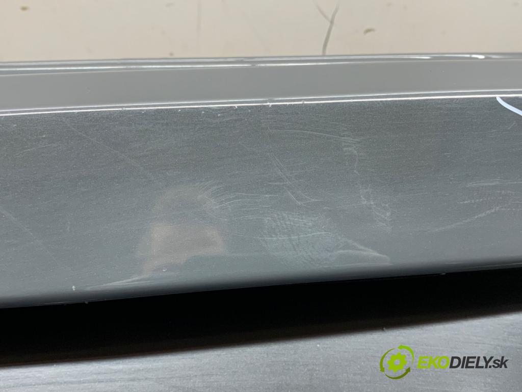 SEAT LEON II liftback 2009 66 kW 1.9 TDI 1896 nárazník zadní část  (Ostatné)