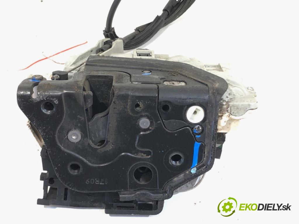 SEAT LEON II liftback 2009 66 kW 1.9 TDI 1896 zámok dveře pravý přední část 1P1837016
