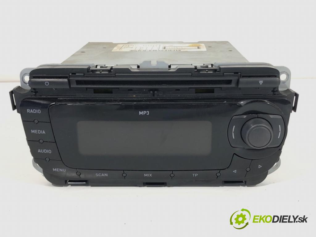 SEAT LEON II liftback 2009 66 kW 1.9 TDI 1896 RADIO 1P0035153B (Audio zariadenie)