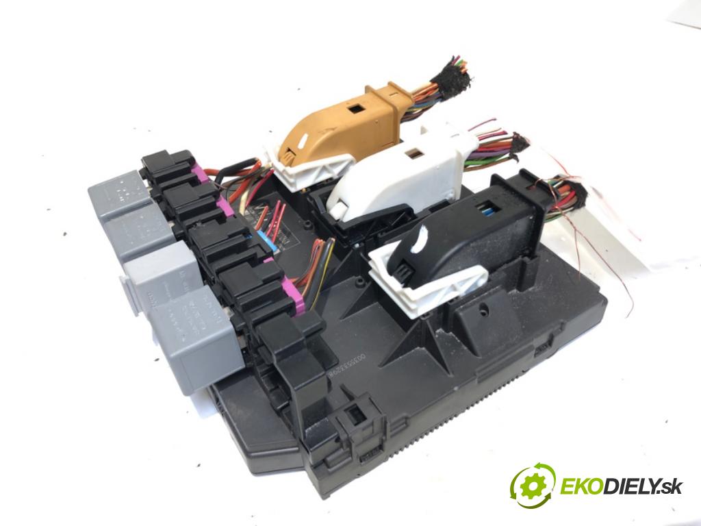 SEAT LEON II liftback 2009 66 kW 1.9 TDI 1896 Modul komfortu 5K0937086A (Modul komfortu)