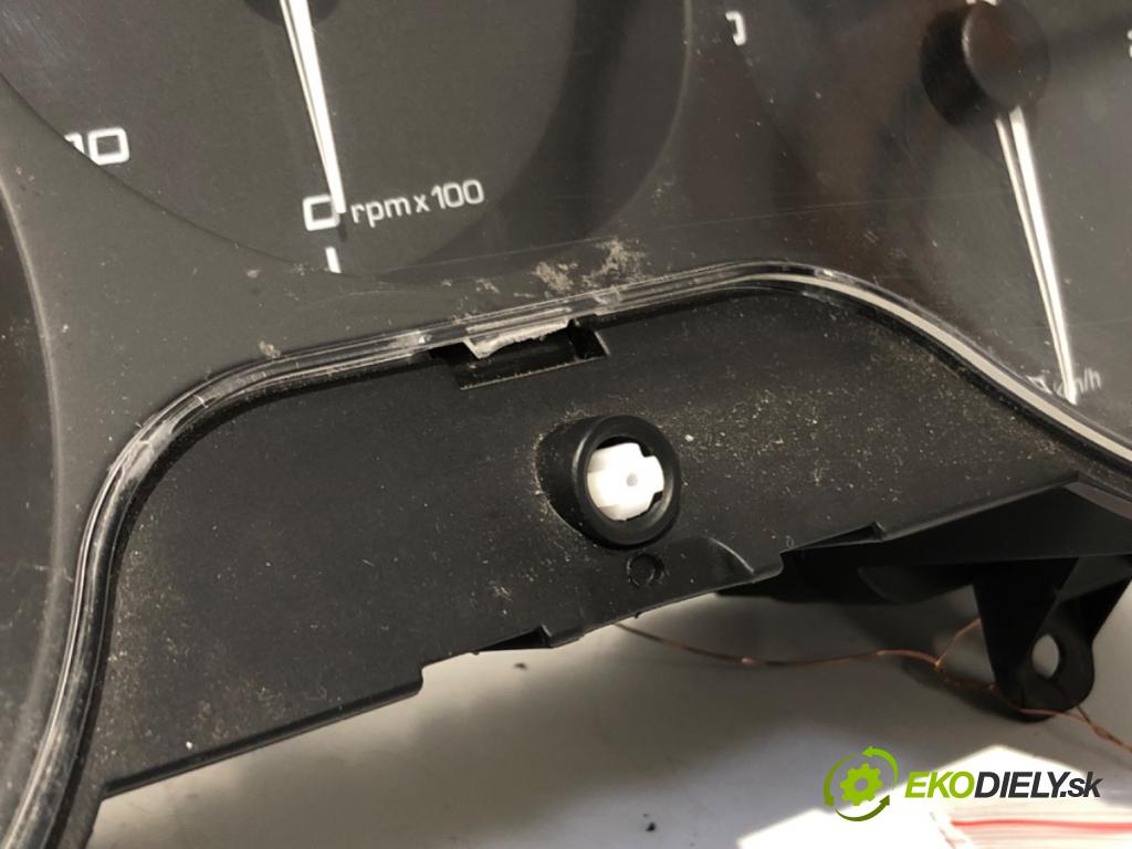 SEAT LEON II liftback 2009 66 kW 1.9 TDI 1896 Prístrojovka 1P0920810F (Prístrojová doska)