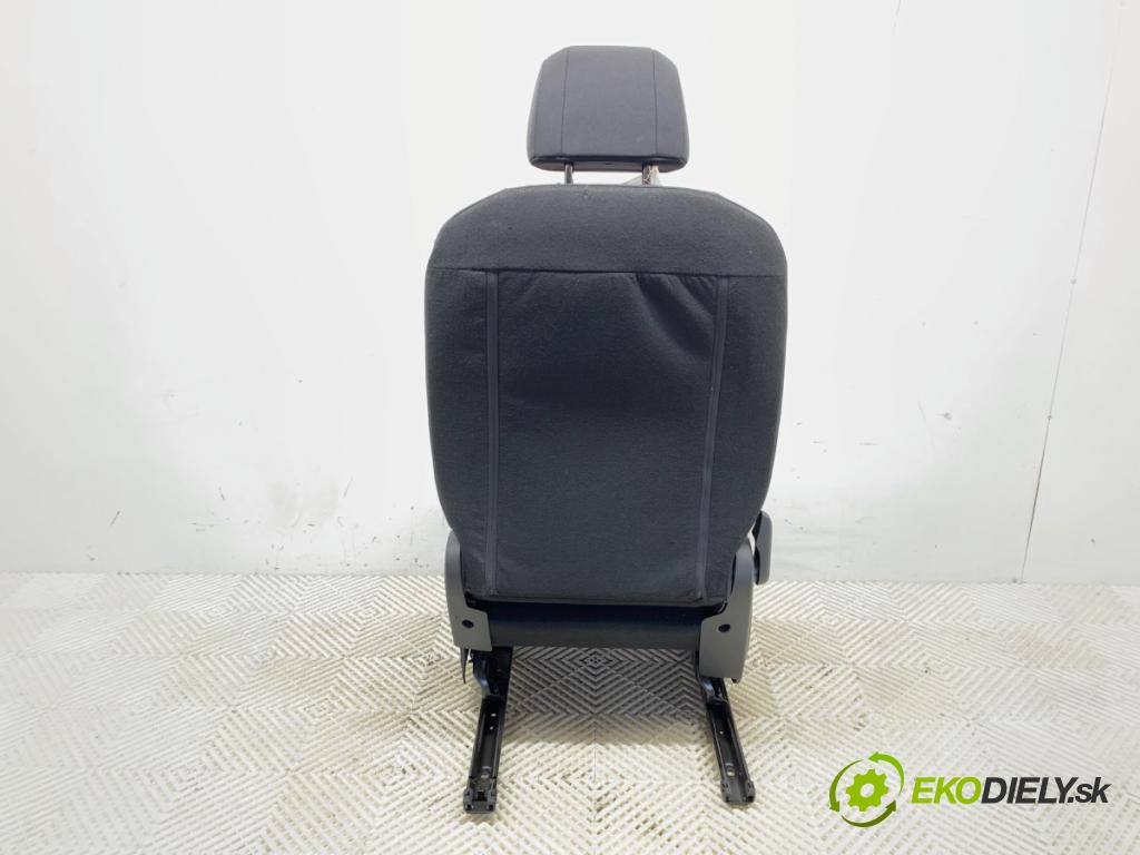 TOYOTA PROACE Nadwozie pełne/minivan 2021 96 kW 1.5 D-4D 130 (BPZMA) 1499 Sedadlo pravy predný
