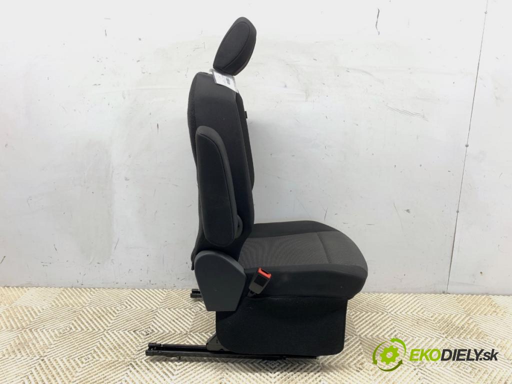 TOYOTA PROACE Nadwozie pełne/minivan 2021 96 kW 1.5 D-4D 130 (BPZMA) 1499 Sedadlo ľavy predný