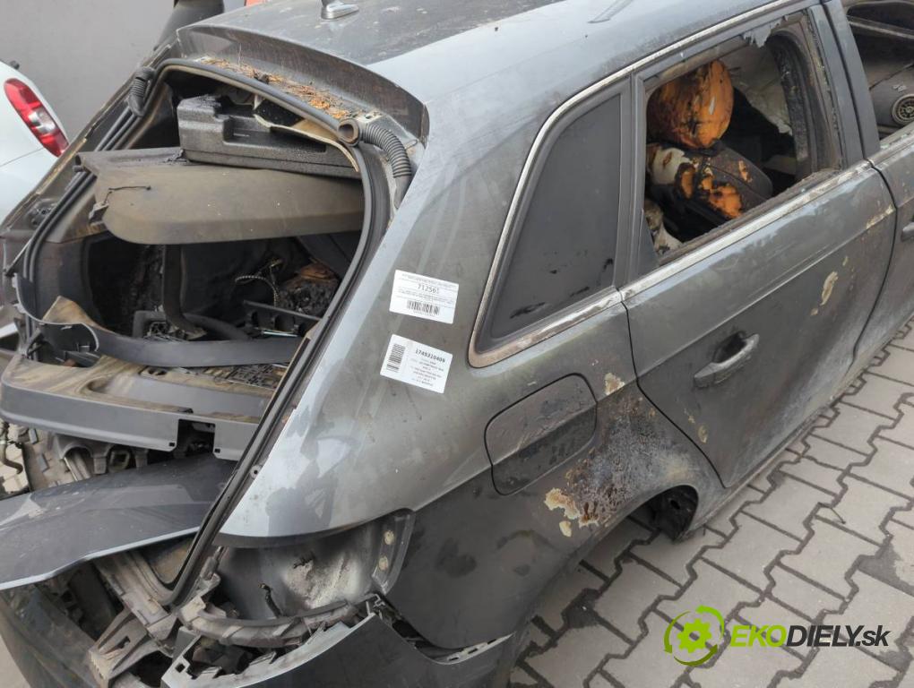 AUDI A3 8V liftback 2018 294 kW RS3 quattro 2480 KAROSERIA ČTVRŤÁK blatník zadní část levý pravý práh střecha PODŁUŻNICA levý pravý
