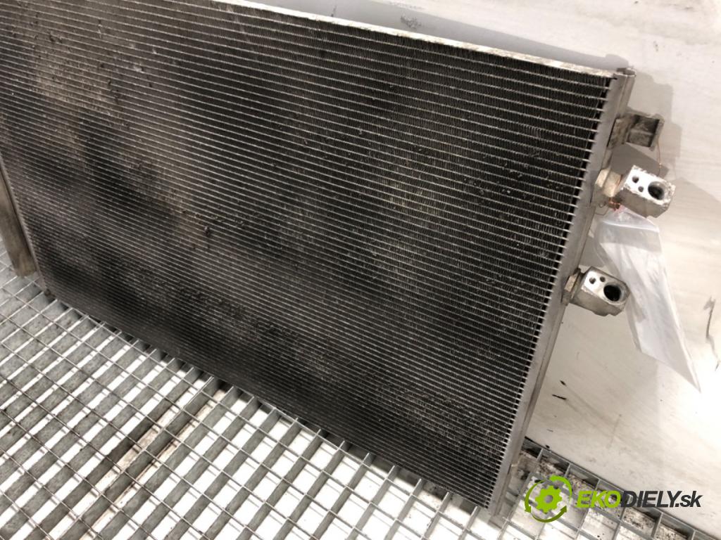 VW CRAFTER II Skrzynia 2022 130 kW 2.0 TDI 1968 chladič klimatizace 2N0820411A (Chladiče klimatizace (kondenzátory))