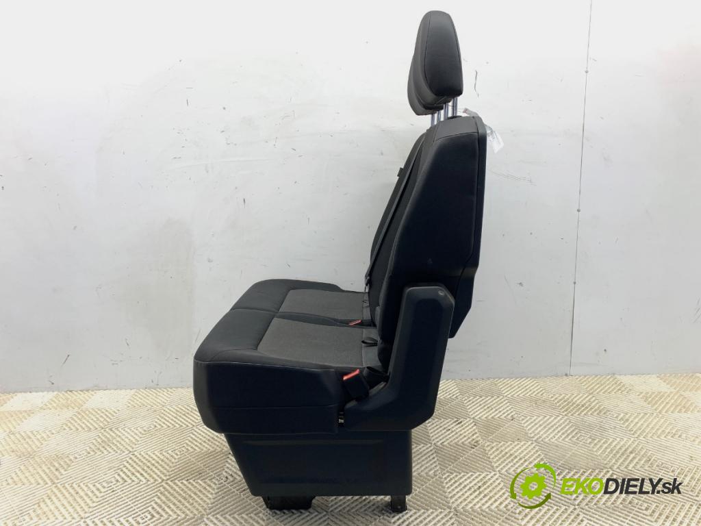 VW CRAFTER II Skrzynia 2022 130 kW 2.0 TDI 1968 Sedadlo pravy predný