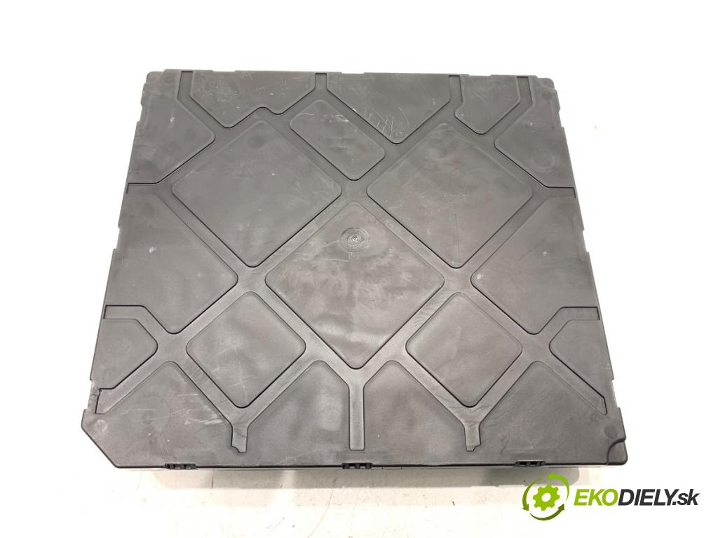 VW CRAFTER II Skrzynia 2022 130 kW 2.0 TDI 1968 Modul komfortu 5Q0937084EA (Modul komfortu)