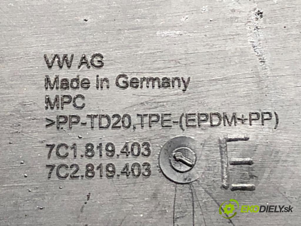 VW CRAFTER II Skrzynia 2022 130 kW 2.0 TDI 1968 Torpédo, plast pod čelné okno  (Torpédo (plast pod čelným sklom))