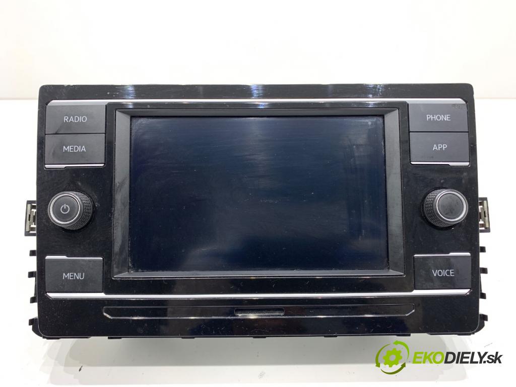 VW CRAFTER II Skrzynia 2022 130 kW 2.0 TDI 1968 RADIO Navigácia 7C0035869 (Audio zariadenie)