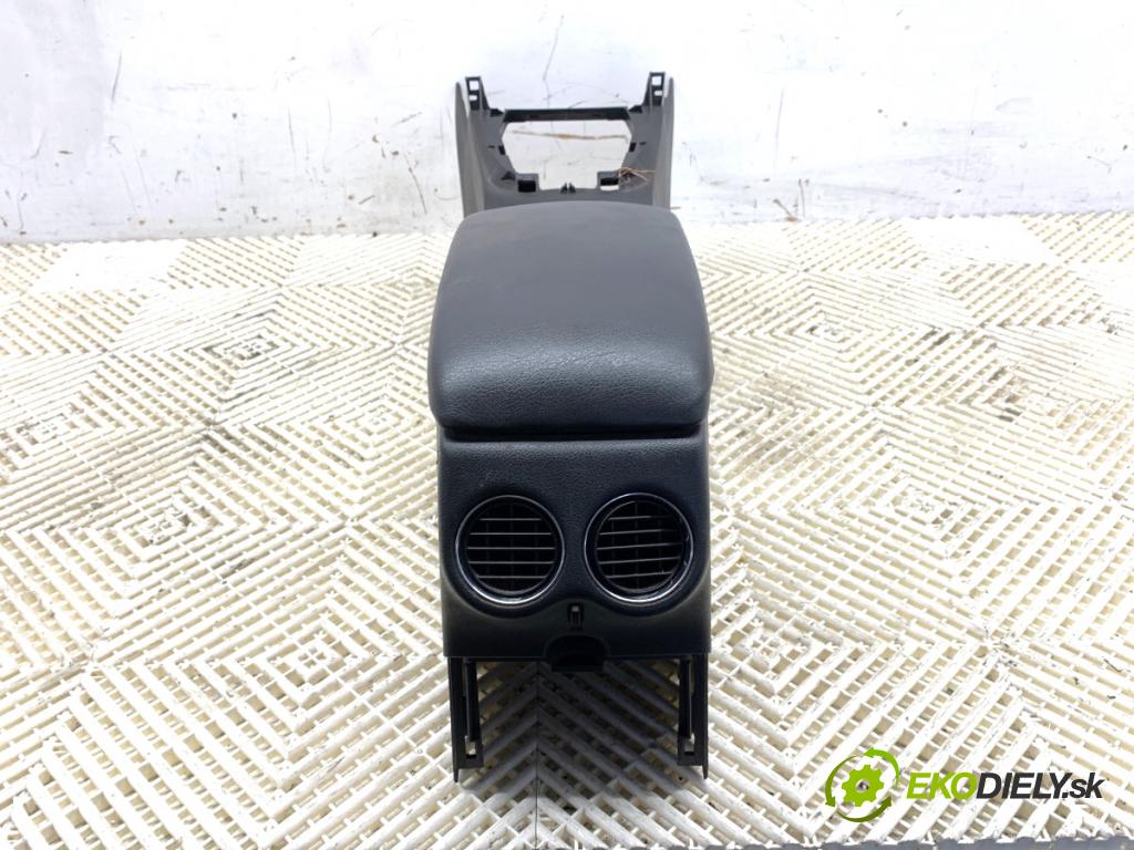 PEUGEOT 308 SW Kombi 2010 82 kW 1.6 HDi 1560 Tunel středový  (Středový tunel / panel)