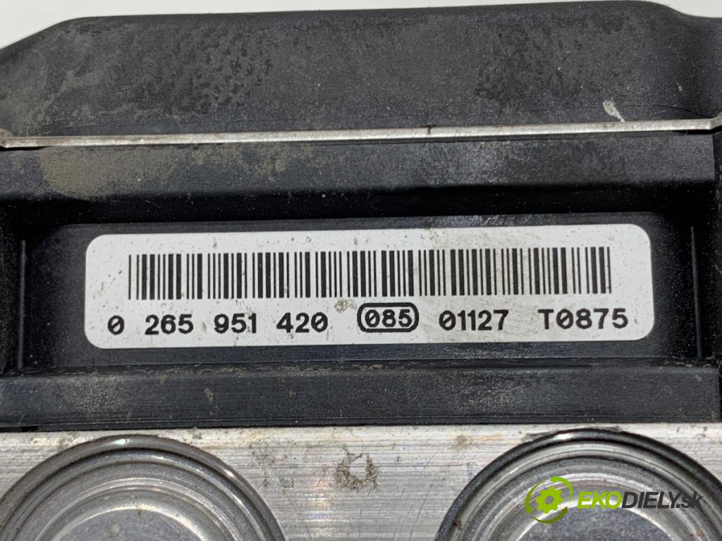 PEUGEOT 308 SW Kombi 2010 82 kW 1.6 HDi 1560 Pumpa ABS 0265951420 (Pumpa ABS)