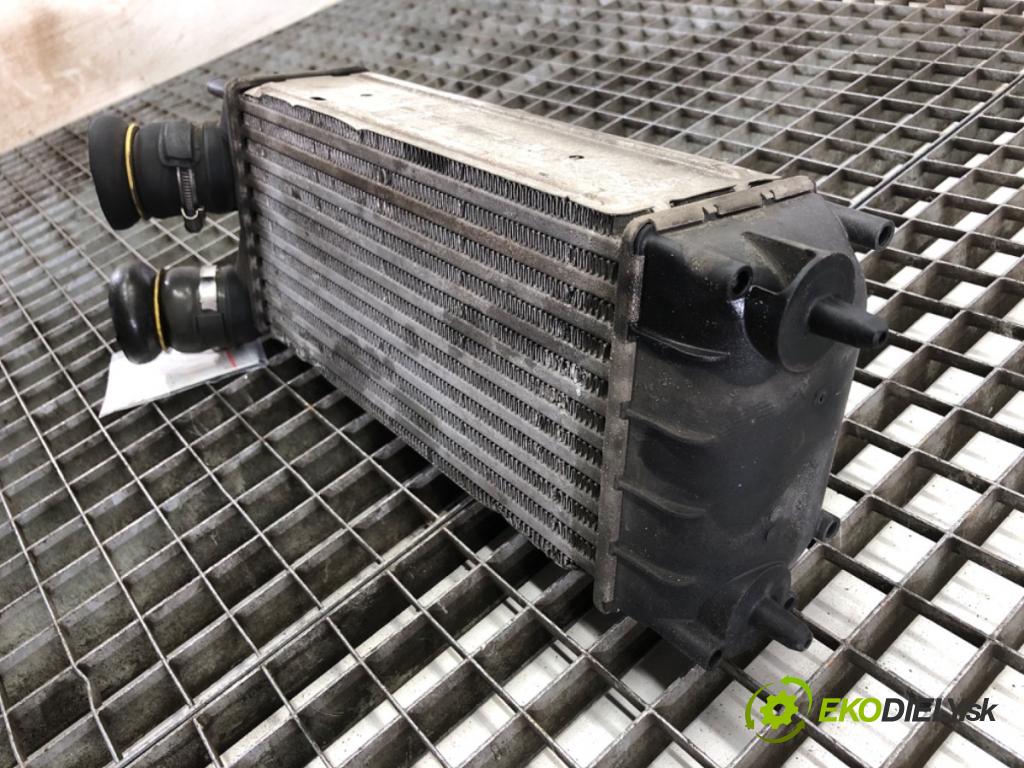 PEUGEOT 308 SW Kombi 2010 82 kW 1.6 HDi 1560 intercooler 9684212480 (Intercooler (chladič nasávaného vzduchu))