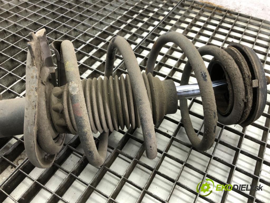 PEUGEOT 308 SW Kombi 2010 82 kW 1.6 HDi 1560 Tlmič pravy predný ZE