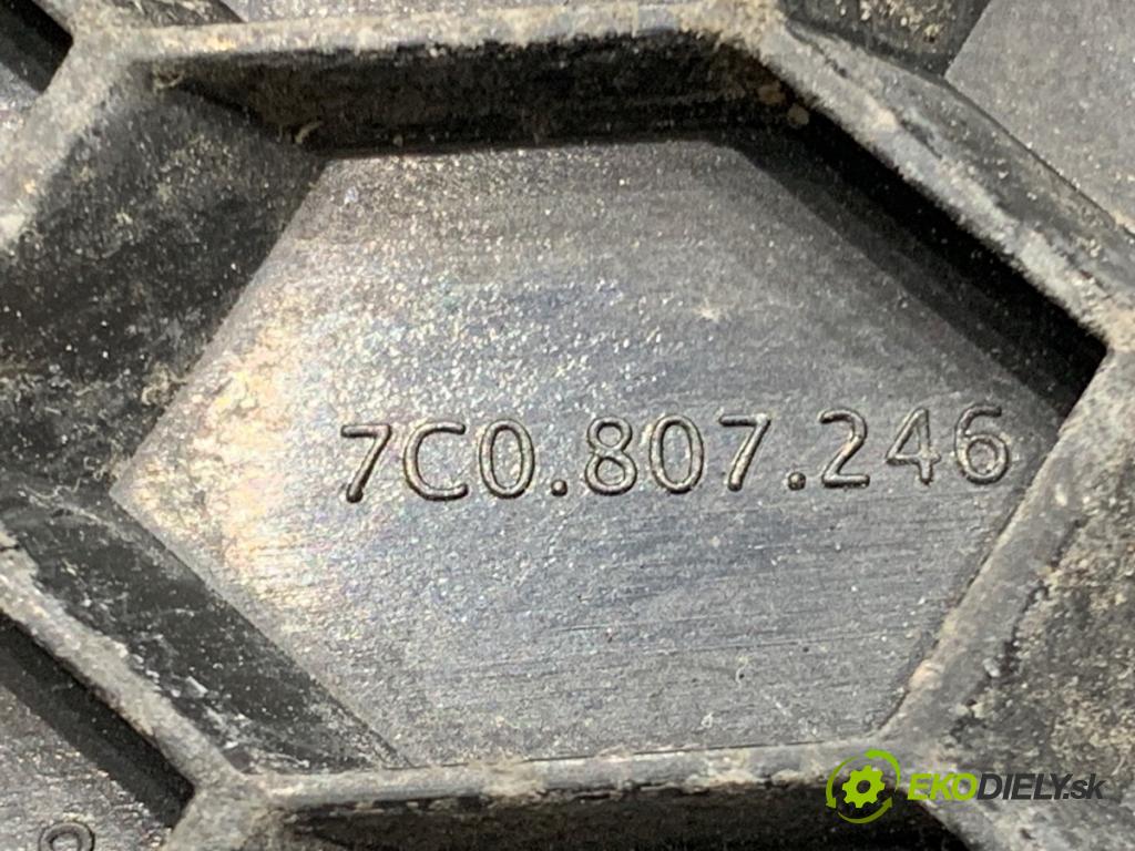 VW CRAFTER II Skrzynia 2022 130 kW 2.0 TDI 1968 mří nárazníka pravý přední část 7C0807246