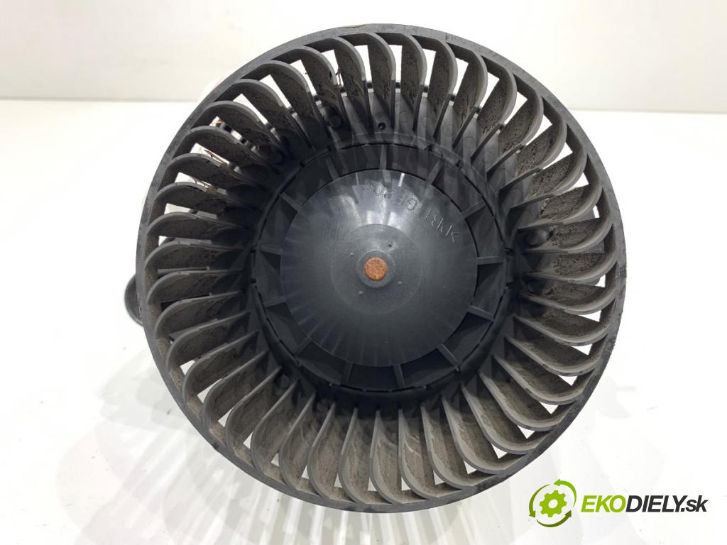 AUDI A4 B7 Kombi 2005 103 kW 2.0 TDI 16V 1968 ventilátor kúrenia 8E1820021E