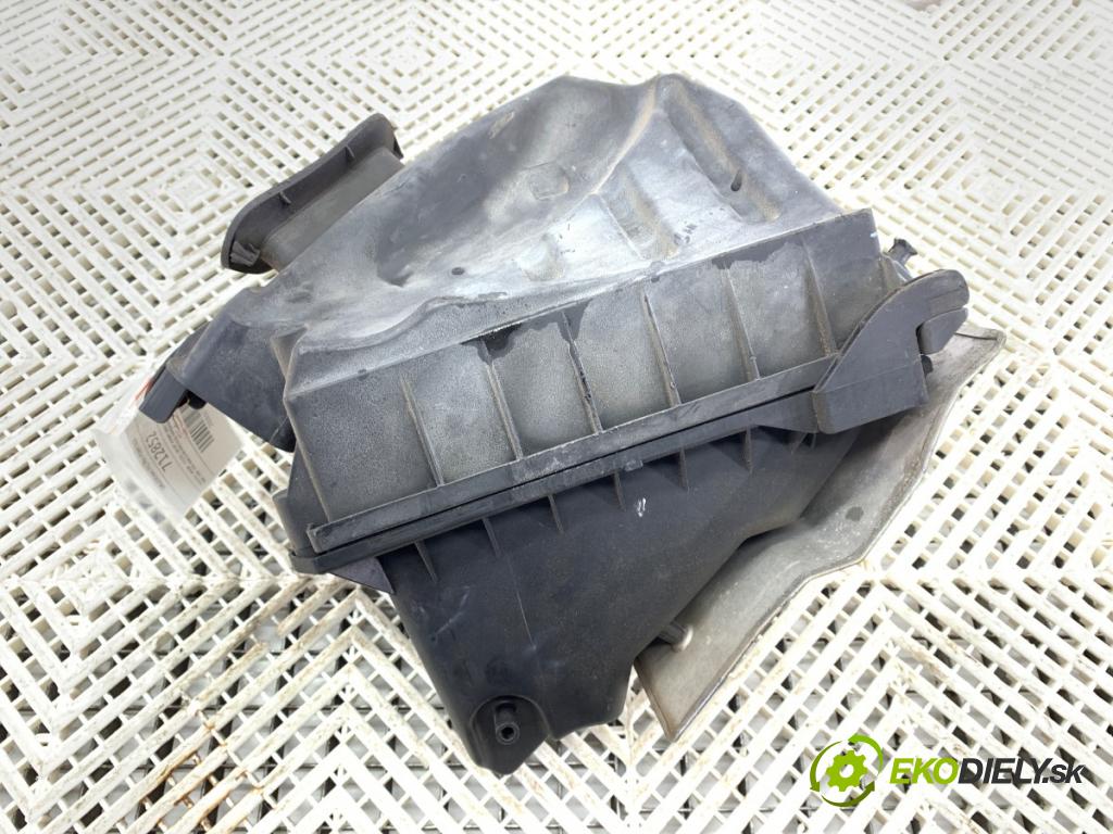 AUDI A4 B7 Kombi 2005 103 kW 2.0 TDI 16V 1968 Obal filtra vzduchu 03G133835 (Obal filtra vzduchu)