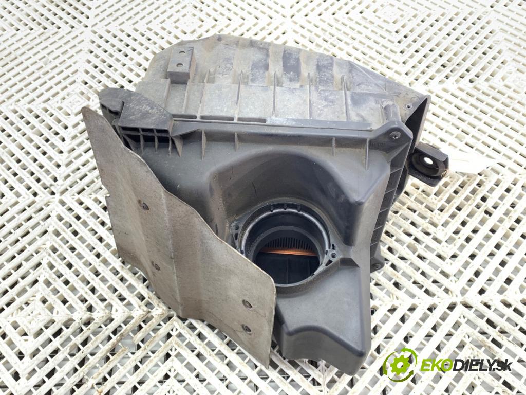 AUDI A4 B7 Kombi 2005 103 kW 2.0 TDI 16V 1968 Obal filtra vzduchu 03G133835 (Obal filtra vzduchu)