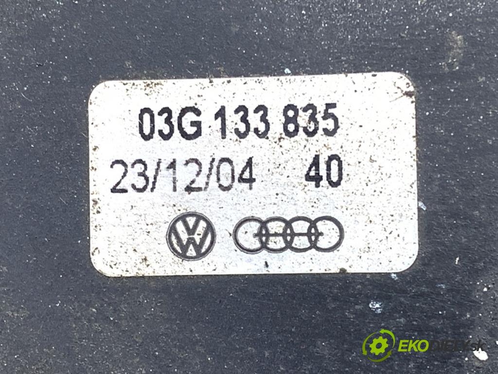 AUDI A4 B7 Kombi 2005 103 kW 2.0 TDI 16V 1968 Obal filtra vzduchu 03G133835 (Obal filtra vzduchu)