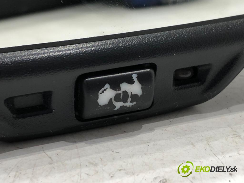 AUDI A4 B7 Kombi 2005 103 kW 2.0 TDI 16V 1968 zpětné zrcátko vnitřní  (Světla vnitřní)