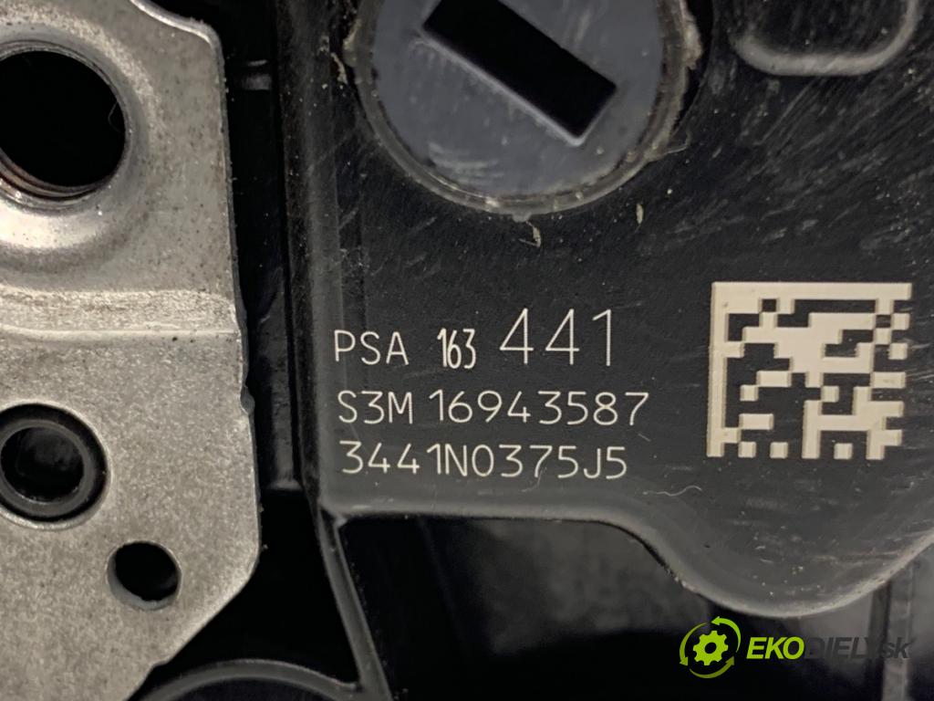 TOYOTA PROACE Nadwozie pełne/minivan 2021 96 kW 1.5 D-4D 130 (BPZMA) 1499 zámok dveře zadní část levý 163441