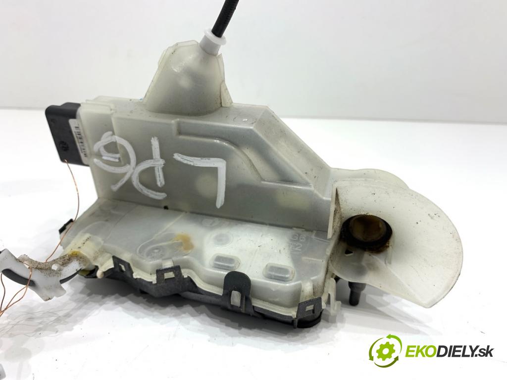 TOYOTA PROACE Nadwozie pełne/minivan 2021 96 kW 1.5 D-4D 130 (BPZMA) 1499 zámok dveře levý přední část 163434
