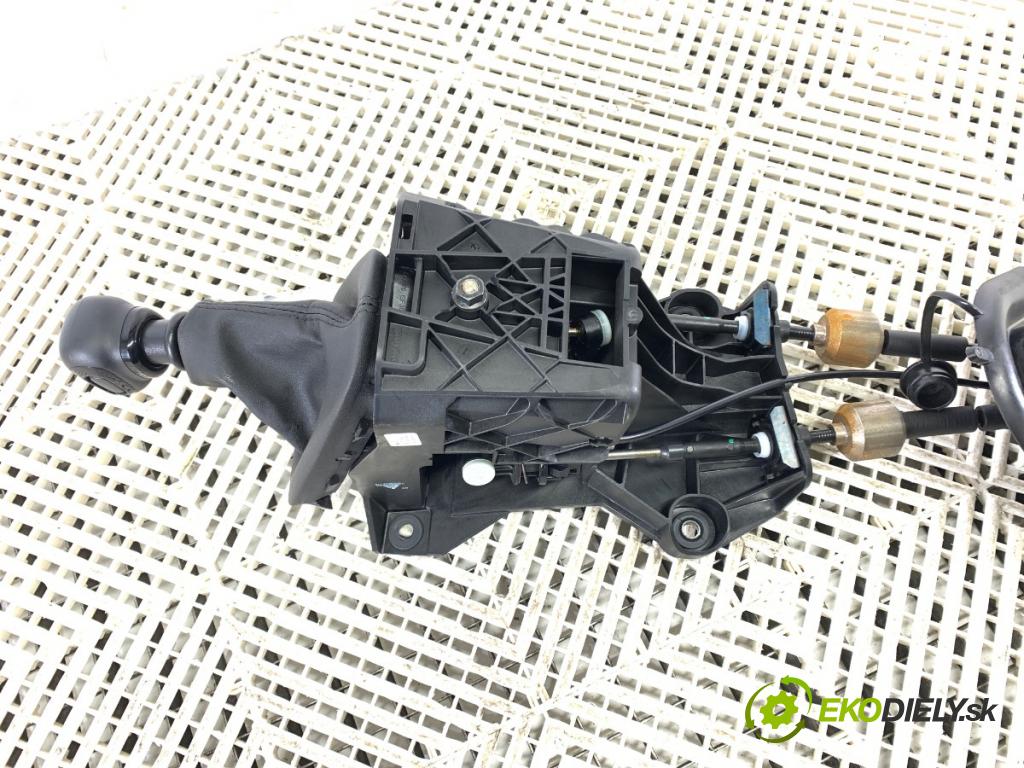 TOYOTA PROACE Nadwozie pełne/minivan 2021 96 kW 1.5 D-4D 130 (BPZMA) 1499 Kulisa 9814653080 (Rýchlostná páka (kulisa))