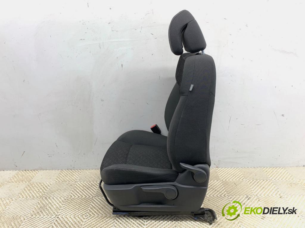 PEUGEOT 3008 nadwozie wielkoprzestrzenne (MPV) 2014 84 kW 1.6 HDi 1560 Sedadlo ľavy predný