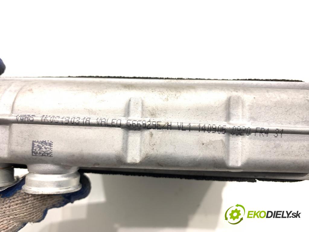 VW TOURAN nadwozie wielkoprzestrzenne (MPV) 2006 125 kW 2.0 TDI 1968 topné těleso radiátor topení 1K0819031A (Radiátory topení)