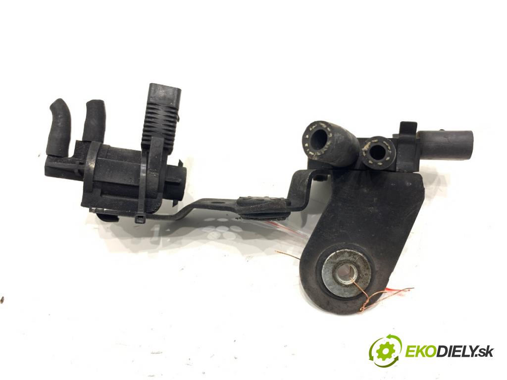 VW TOURAN nadwozie wielkoprzestrzenne (MPV) 2006 125 kW 2.0 TDI 1968 Ventil tlaku 076906051A (Ventil)