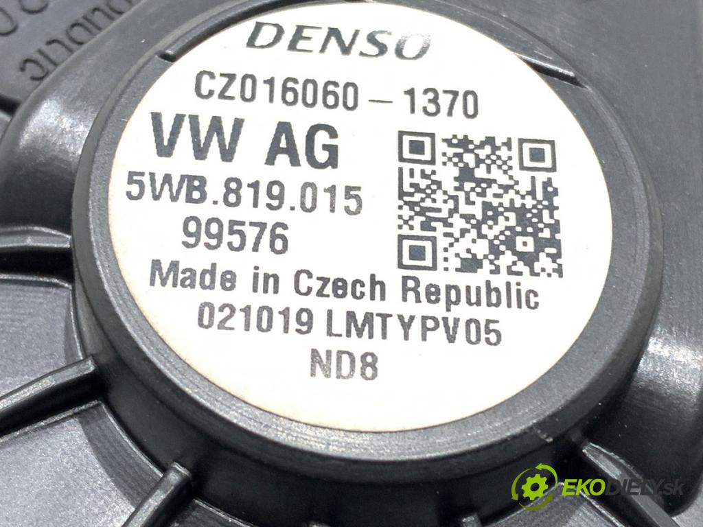 SKODA OCTAVIA III liftback 2019 85 kW 1.6 TDI 1598 ventilátor kúrenia 5WB819015