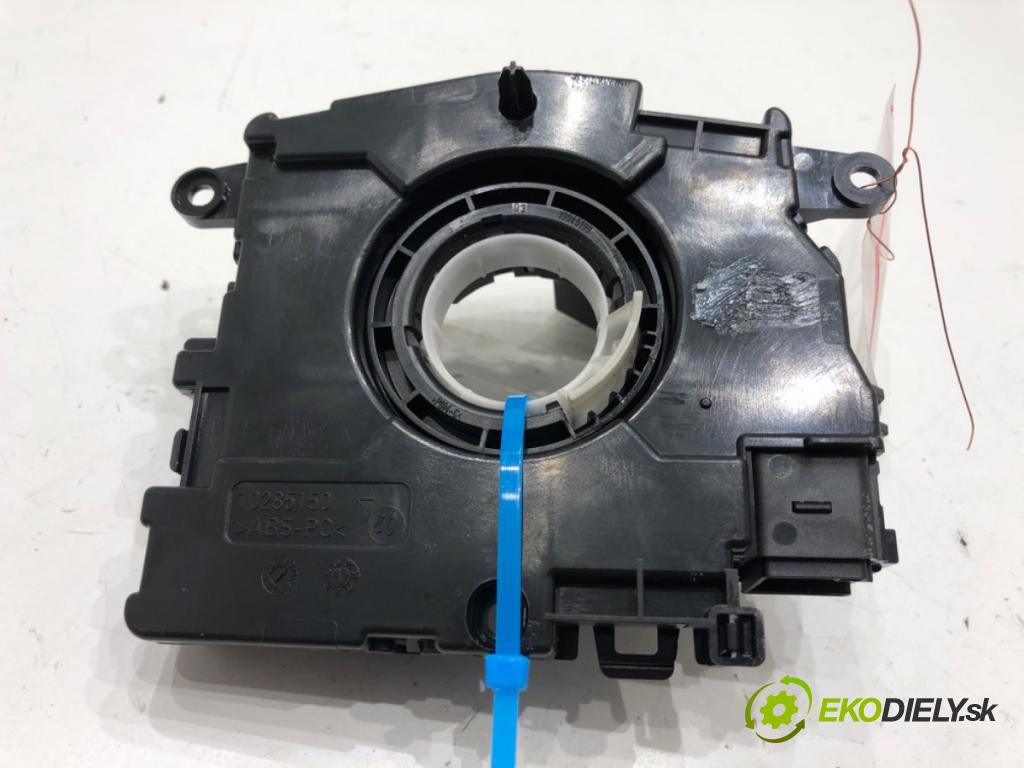 SKODA OCTAVIA III liftback 2019 85 kW 1.6 TDI 1598 Krúžok, slimák airbag 10136318-04 (Airbag)