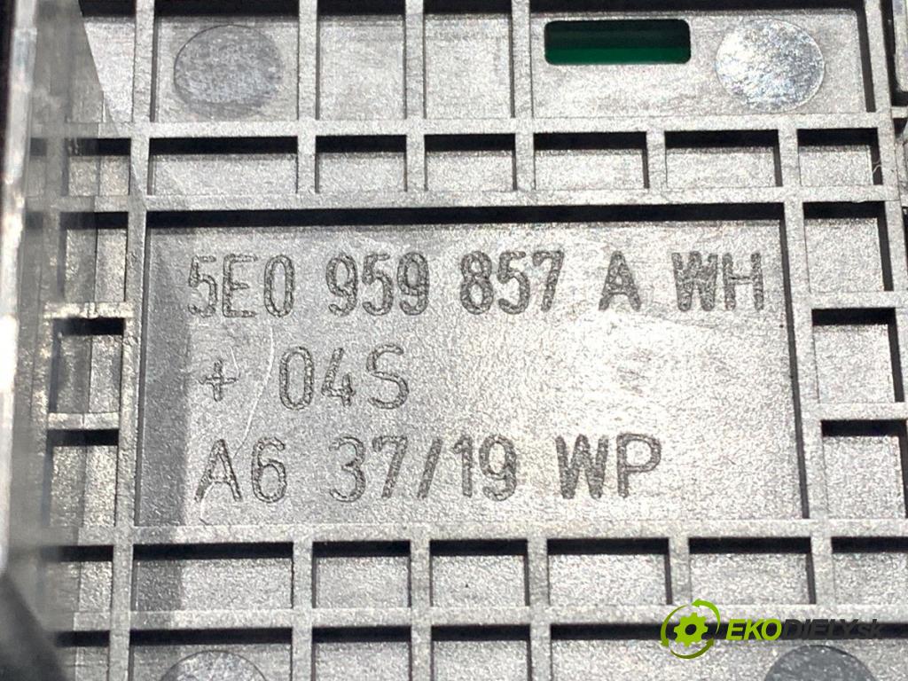 SKODA OCTAVIA III liftback 2019 85 kW 1.6 TDI 1598 Prepínač okien 5E0959857A (Prepínacie páčky pod volantom)