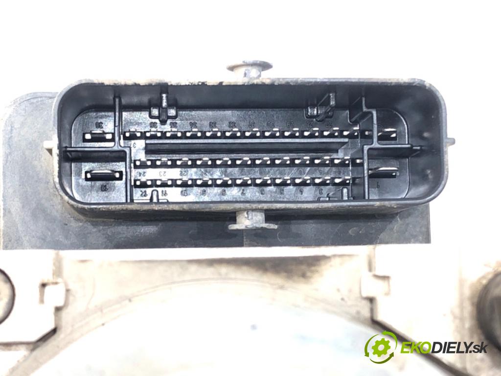 SKODA OCTAVIA III liftback 2019 85 kW 1.6 TDI 1598 Pumpa ABS 5Q0614517ET (Pumpa ABS)