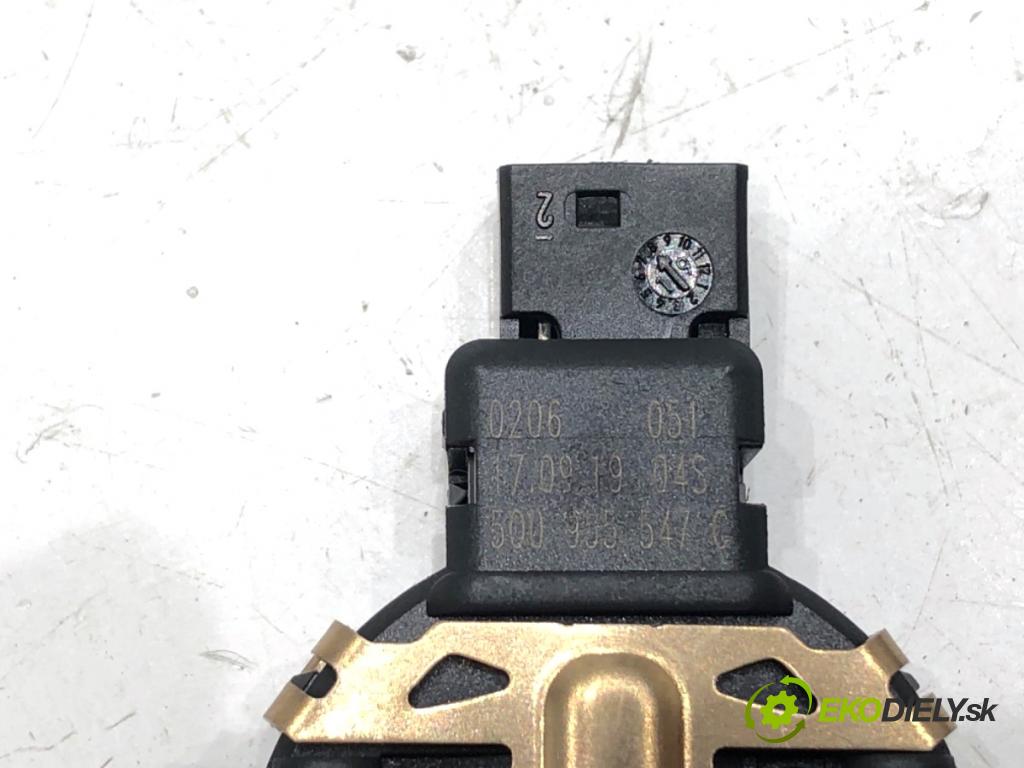 SKODA OCTAVIA III liftback 2019 85 kW 1.6 TDI 1598 Snímač dažďa 5Q0955547C (Snímač dažďa)