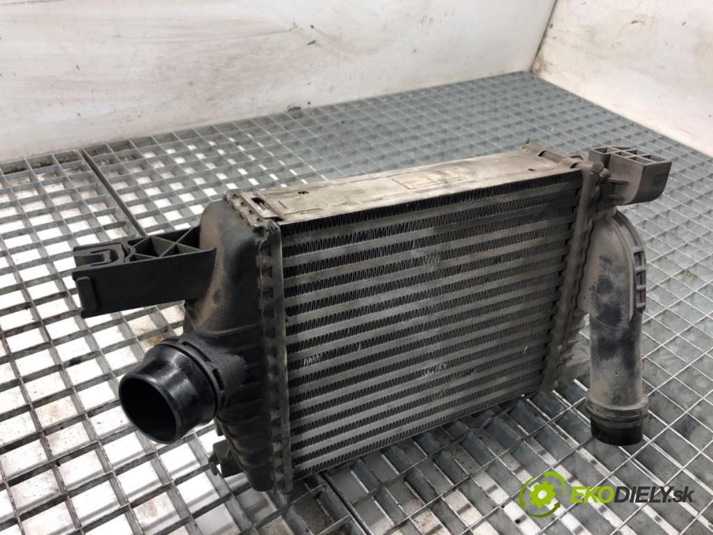 RENAULT CLIO IV liftback 2013 66 kW 1.5 dCi 90 1461 intercooler 144961381R (Intercooler (chladič nasávaného vzduchu))