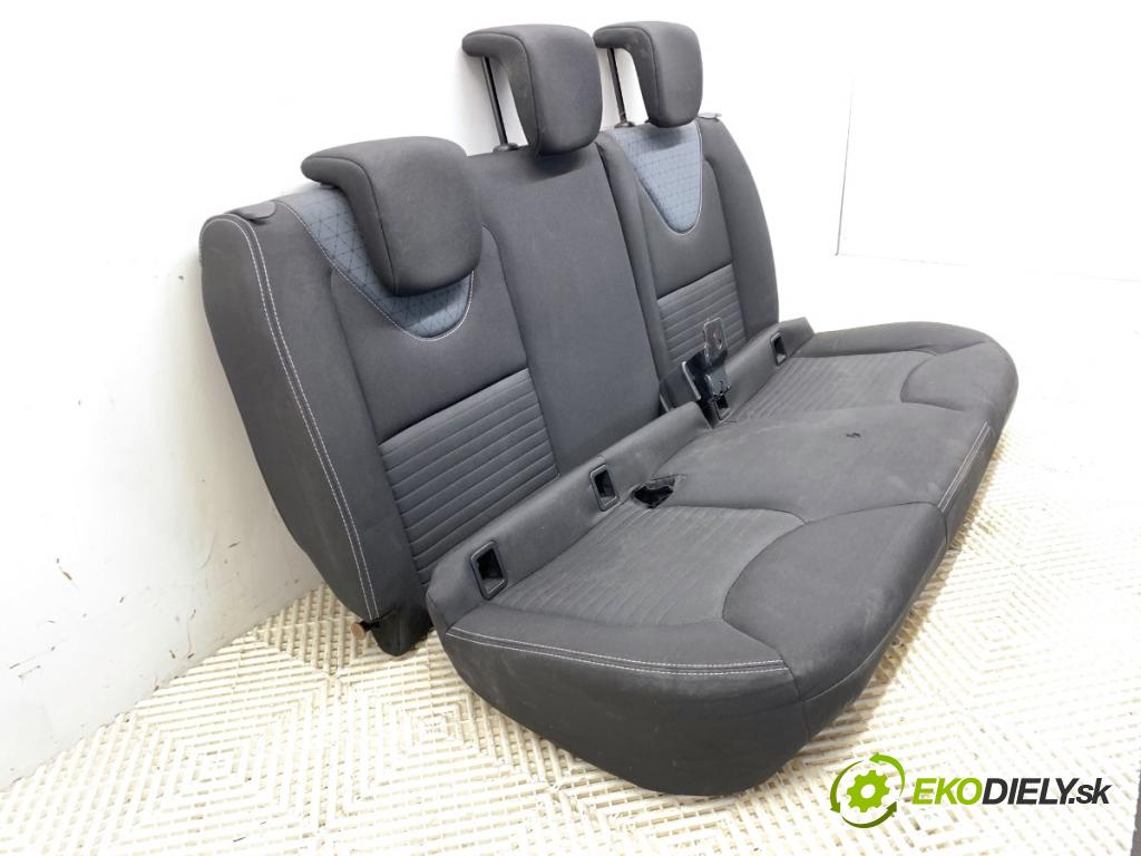 RENAULT CLIO IV liftback 2013 66 kW 1.5 dCi 90 1461 Sedadlo druhý rad