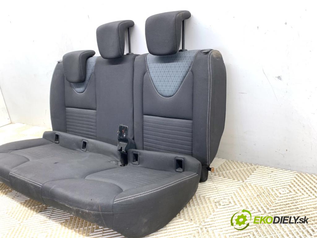 RENAULT CLIO IV liftback 2013 66 kW 1.5 dCi 90 1461 Sedadlo druhý rad
