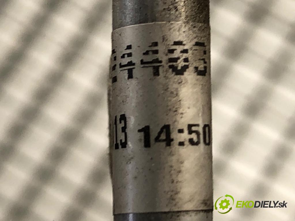 RENAULT CLIO IV liftback 2013 66 kW 1.5 dCi 90 1461 rúrka klimatizácie 924403126R (Rúrka klimatizácie)