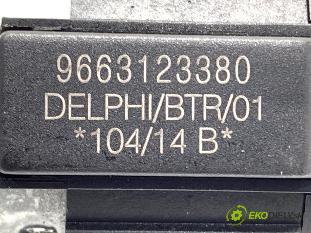 PEUGEOT 3008 nadwozie wielkoprzestrzenne (MPV) 2014 84 kW 1.6 HDi 1560 spinačka 9663123380 (Spínacia skrinka)