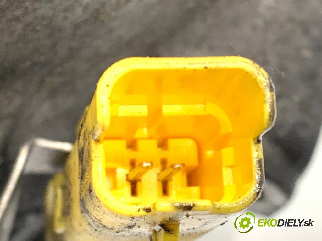 PEUGEOT 3008 nadwozie wielkoprzestrzenne (MPV) 2014 84 kW 1.6 HDi 1560 Kompresor klimatizácie 9800839580 (Kompresor klimatizácie)