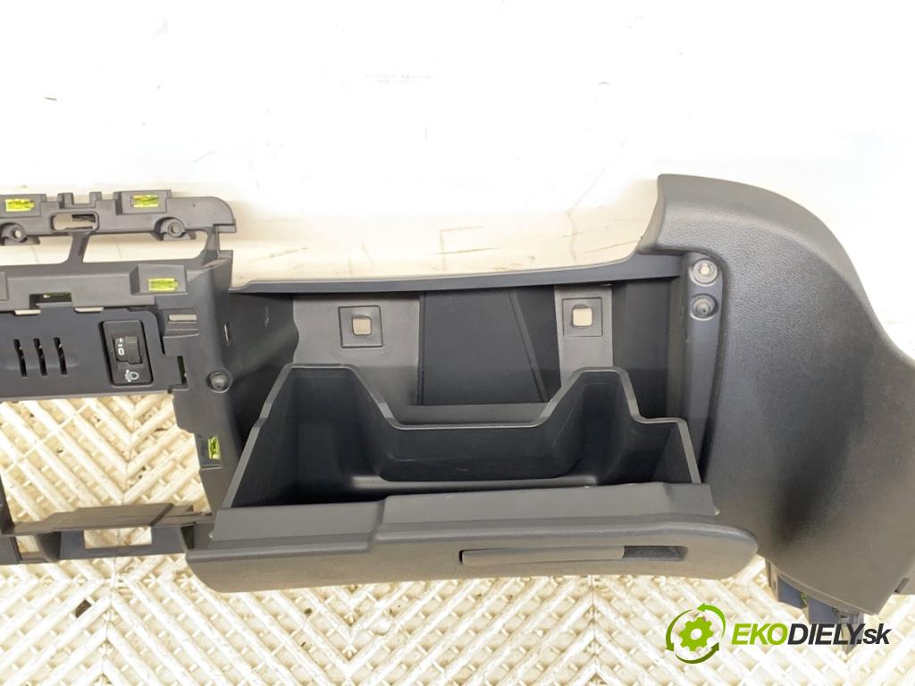 PEUGEOT 3008 nadwozie wielkoprzestrzenne (MPV) 2014 84 kW 1.6 HDi 1560 Priehradka, kastlík volantu