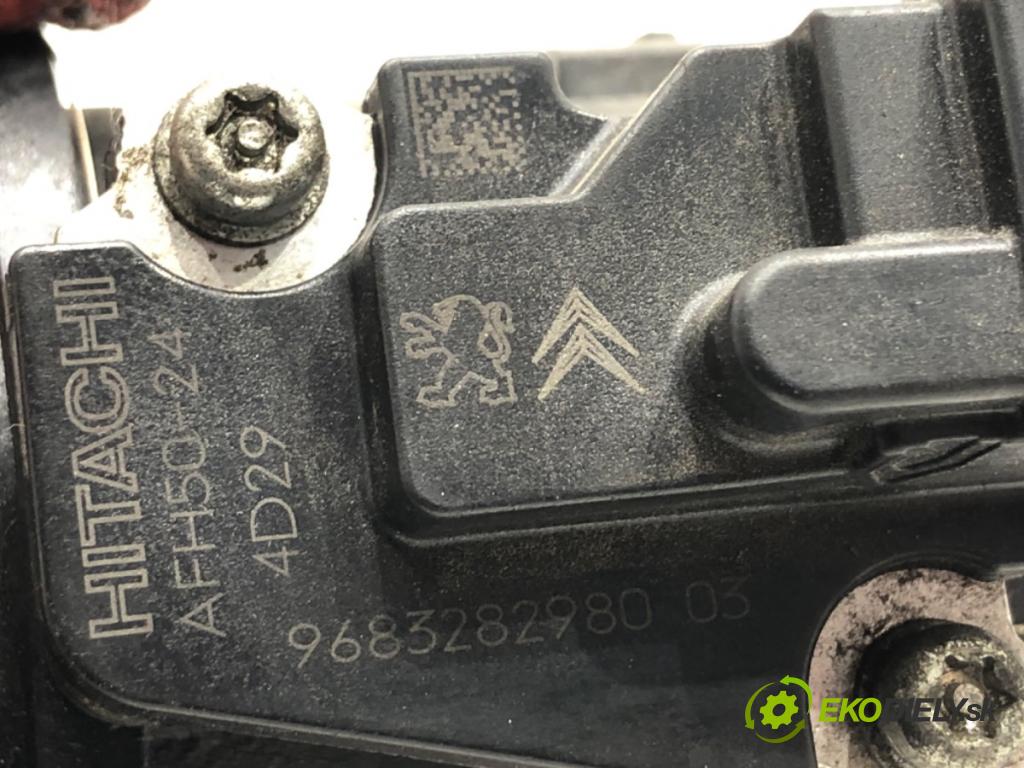 PEUGEOT 3008 nadwozie wielkoprzestrzenne (MPV) 2014 84 kW 1.6 HDi 1560 Váha vzduchu 9683282980 (Váha vzduchu)