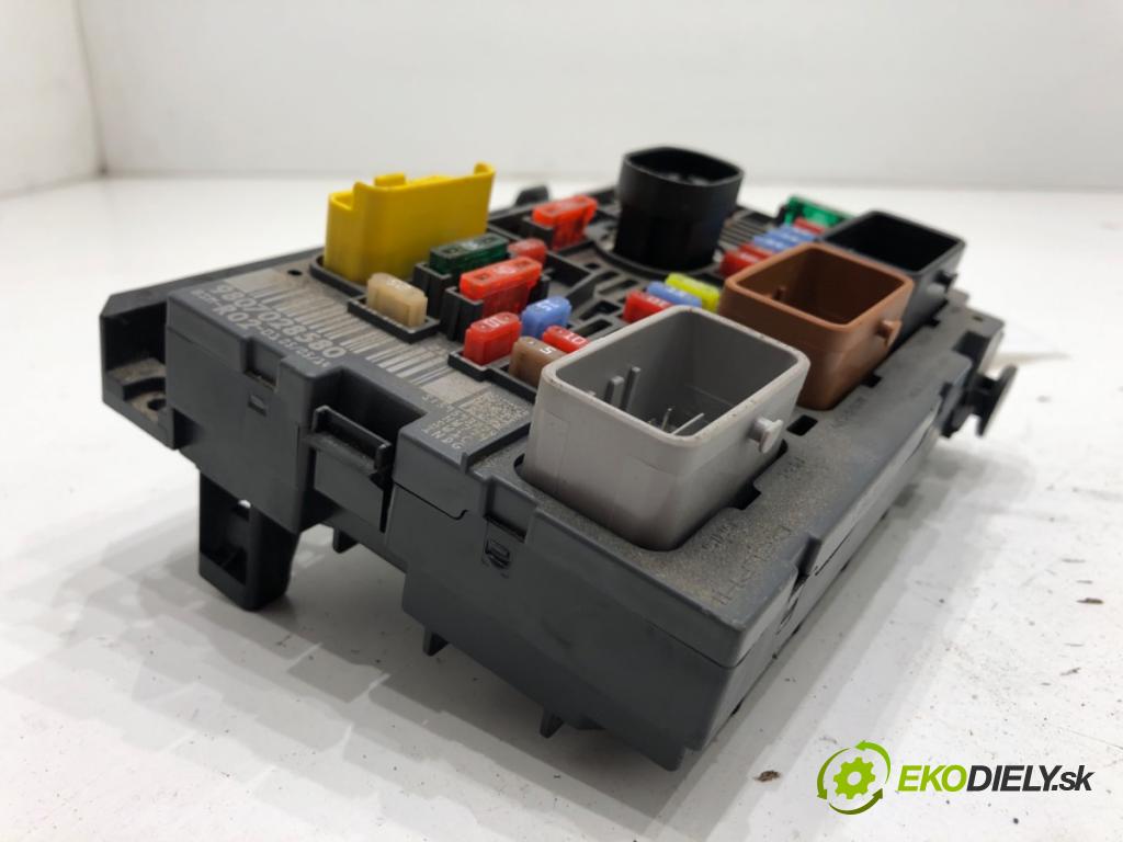 PEUGEOT 3008 nadwozie wielkoprzestrzenne (MPV) 2014 84 kW 1.6 HDi 1560 Modul BSM 9807028580 (Riadiaca jednotka ostatné)