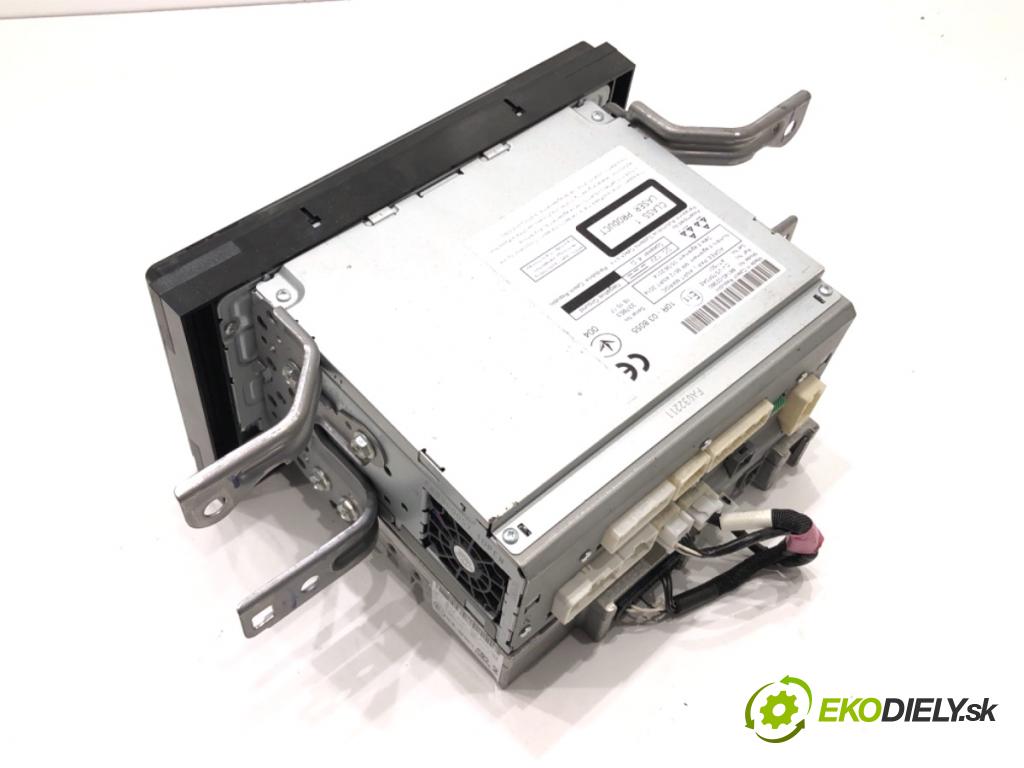 TOYOTA AURIS II Kombi 2017 73 kW 1.8 Hybrid (ZWE186_) 1798 RADIO 6434C-BE2808 (Audio zariadenie)