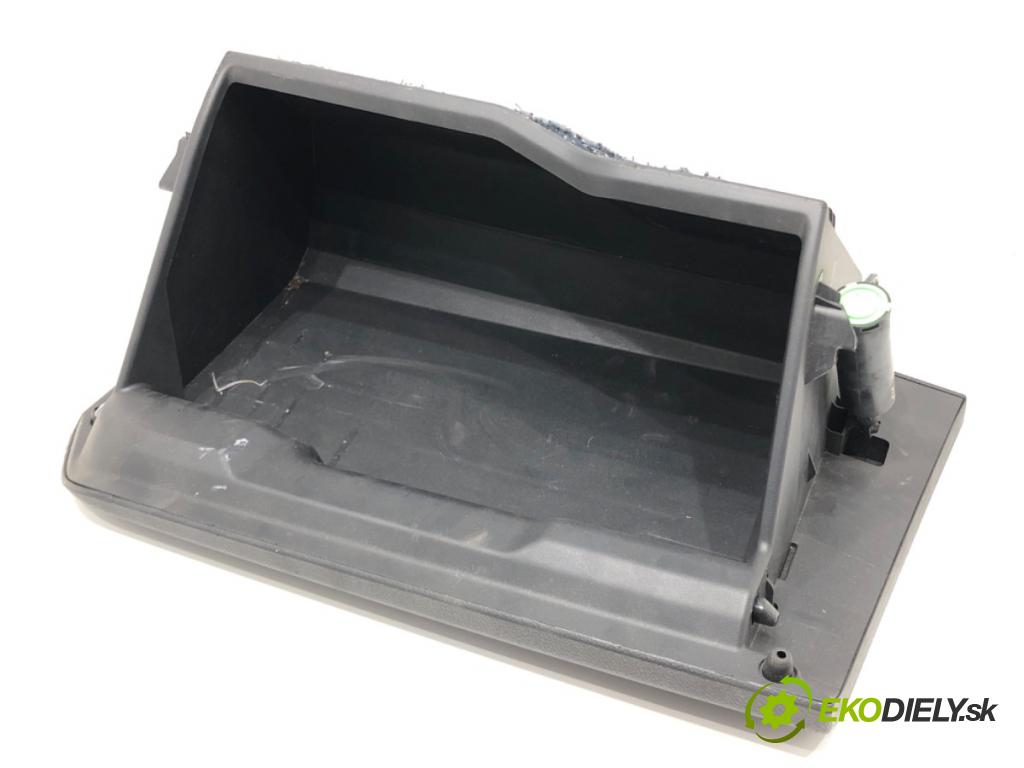 TOYOTA AURIS II Kombi 2017 73 kW 1.8 Hybrid (ZWE186_) 1798 Priehradka, kastlík spolujazdca  (Priehradka (kastlík))