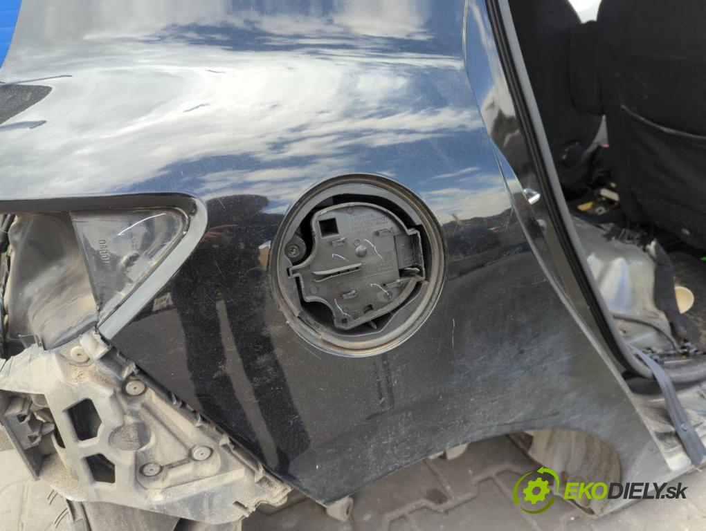 RENAULT CLIO IV liftback 2013 66 kW 1.5 dCi 90 1461 KAROSERIA ČTVRŤÁK blatník zadní část levý pravý práh střecha PODŁUŻNICA levý pravý