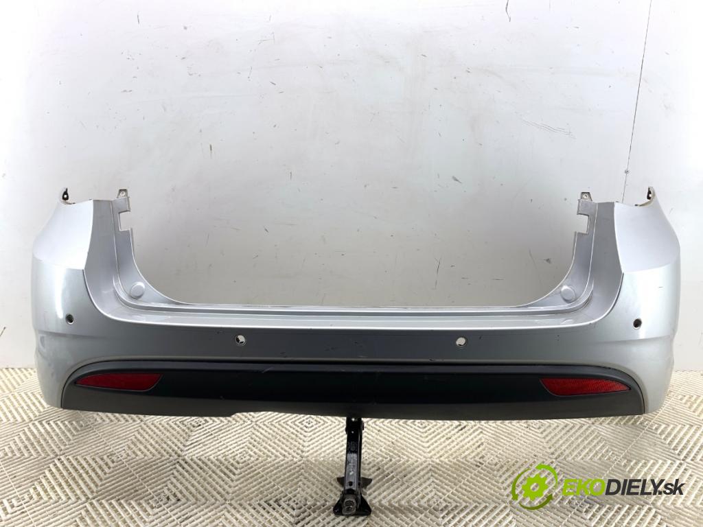 HYUNDAI i40 Kombi 2016 104 kW 1.7 CRDi 1685 nárazník zadní část  (Ostatné)