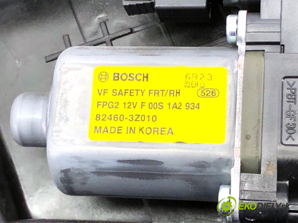 HYUNDAI i40 Kombi 2016 104 kW 1.7 CRDi 1685 mechanismus okna pravý přední část 82460-3Z010